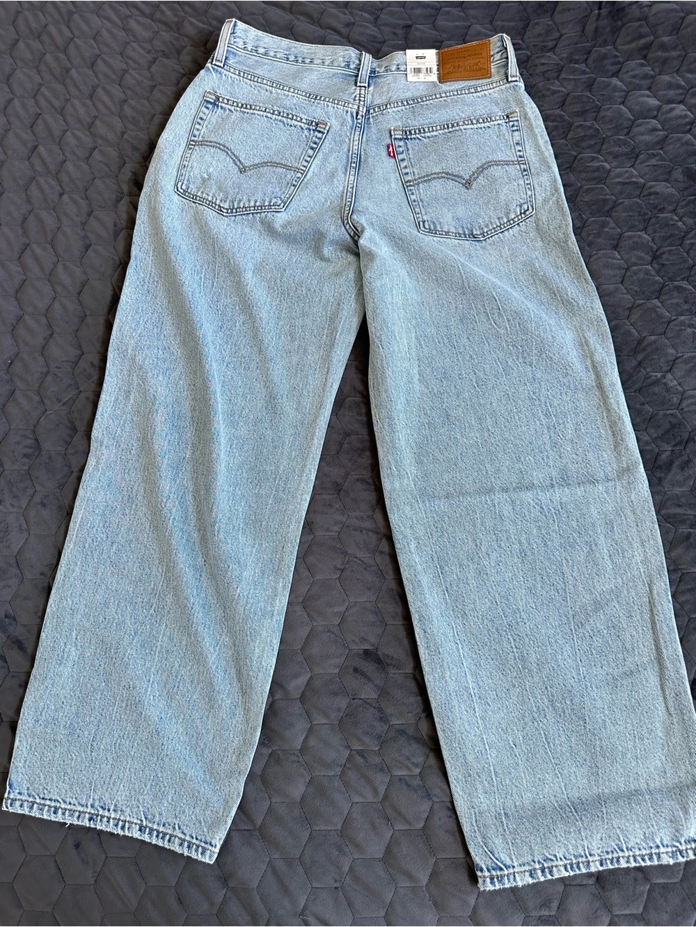 Levi's® Premium Baggy Dad Women's Jeans Light Wash 30W x 30L - Picture 4 of 9